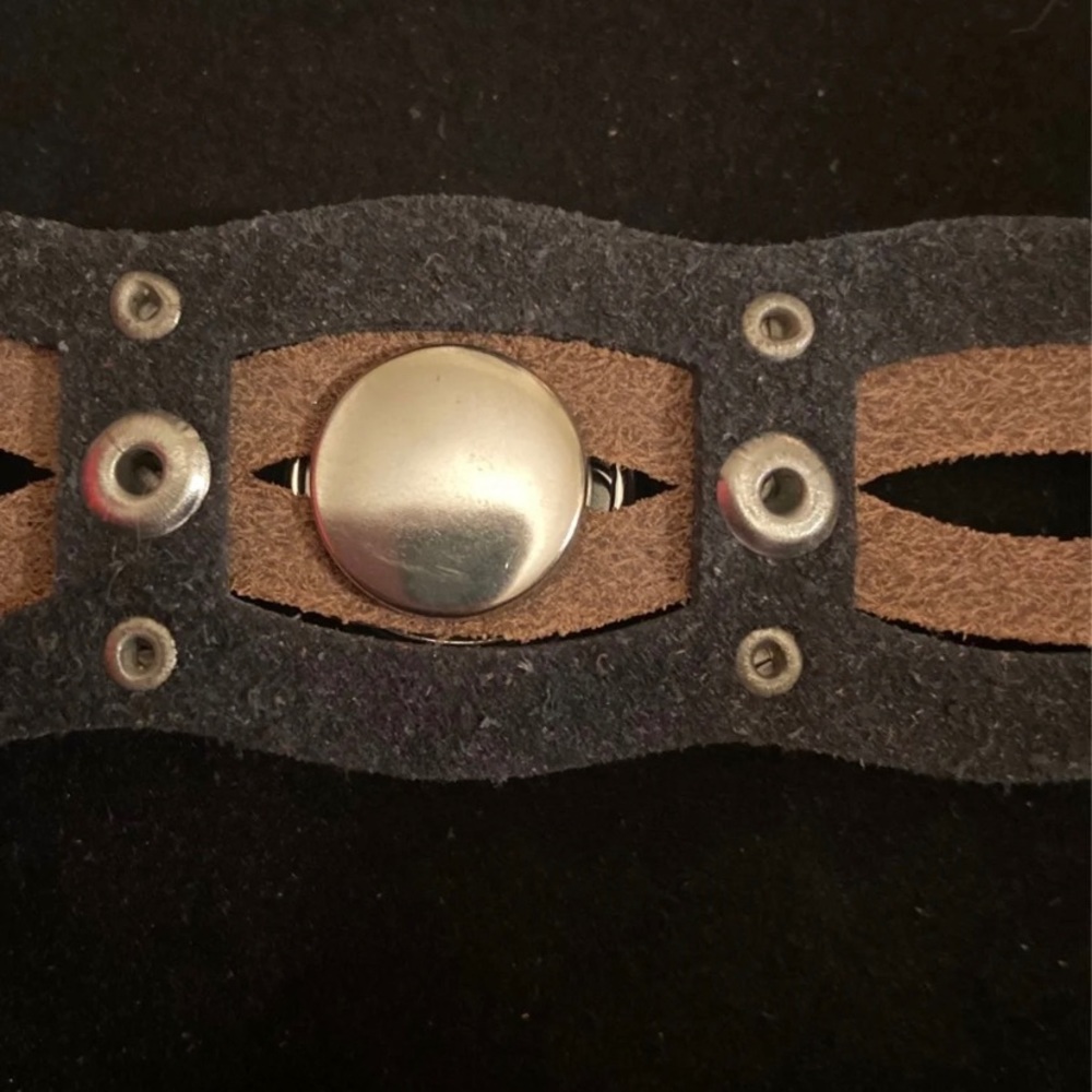 Harley Leather Stud Bracelets - Picture 6 of 7